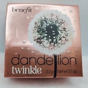 Benefit Dandelion Twinkle highlighter
